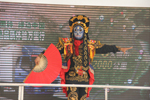 現(xiàn)場(chǎng)“變臉”表演