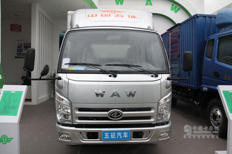 山東五征攜旗下最新產(chǎn)品亮相上海車展