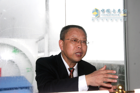  中國(guó)重汽副總經(jīng)理于有德