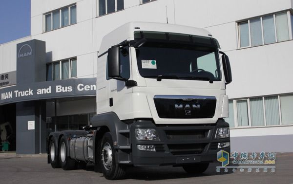 德國曼（MAN）TGS 28.440 牽引車