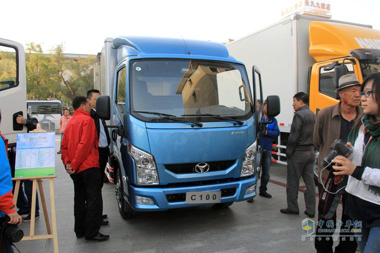 南京依維柯超越C100高端輕卡 敦煌上市