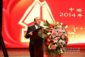 張曉東：2014年中重卡目標(biāo)8萬 重汽覆蓋全市場(chǎng)