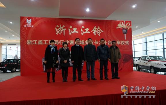 江鈴域虎助力工商執(zhí)法 剛柔并濟顯真章