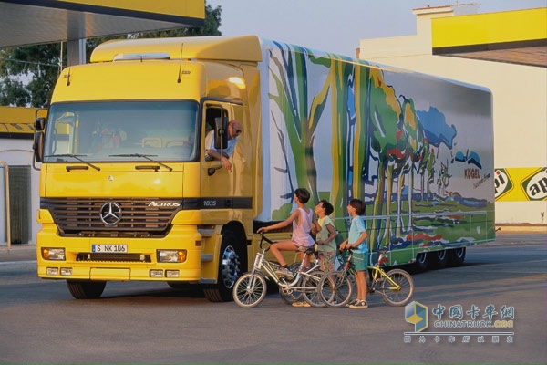 梅賽德斯-奔馳卡車2014品牌盛典