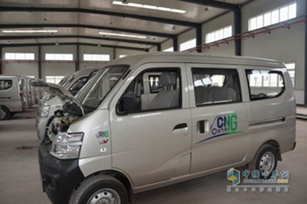 長安專用車魚嘴廠首批車輛下線
