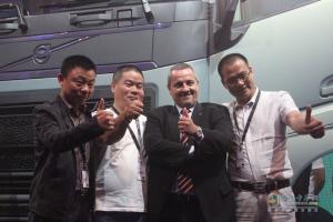 沃爾沃卡車全新FH、FM、FMX韓國震撼發(fā)布！