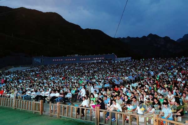 陜汽杯2014年全國超級(jí)卡車越野大賽——河北淶水野三坡站