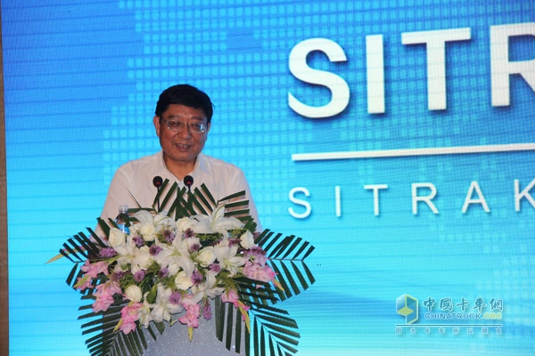 中國物流與采購聯(lián)合會副會長蔡進