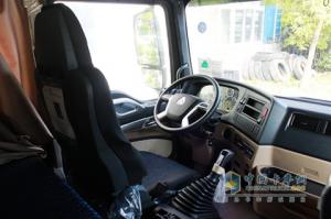 中國重汽 HOWO-T5G重卡 6*2載貨車