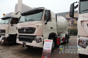 中國(guó)重汽 HOWO 6×4攪拌車(chē)