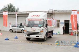 帥鈴：國Ⅳ高端輕卡 引領行業(yè)標準