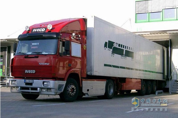 依維柯Stralis卡車