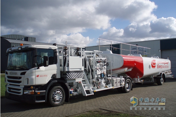 斯堪尼亞 P310 4x2油罐車(chē)，可搭載生物柴油發(fā)動(dòng)機(jī)