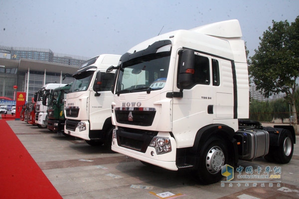 中國(guó)重汽HOWO-T系列牽引車