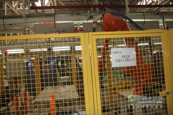 參觀福田汽車北京多功能汽車廠暨“歐馬可、奧鈴車型品鑒