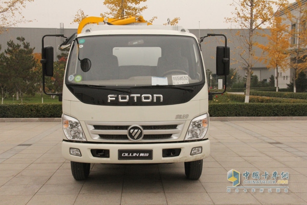 參觀福田汽車北京多功能汽車廠暨“歐馬可、奧鈴車型品鑒