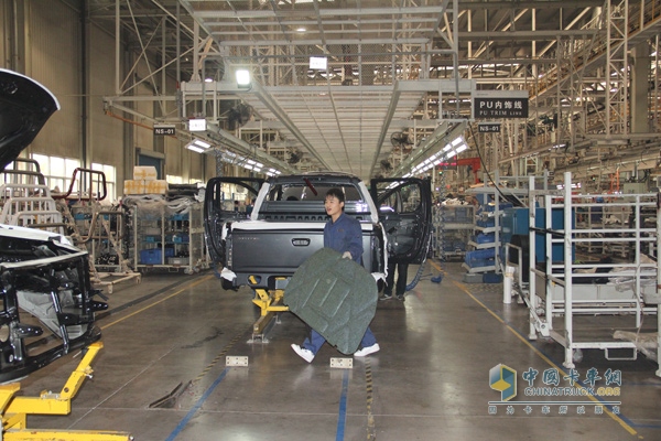 參觀福田汽車北京多功能汽車廠暨“歐馬可、奧鈴車型品鑒