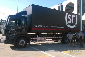 中國重汽 HOWO T5G 4×2車廂可卸式汽車