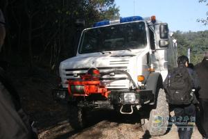 近距離感受越野之王烏尼莫克救援車 超越期待不負(fù)眾托