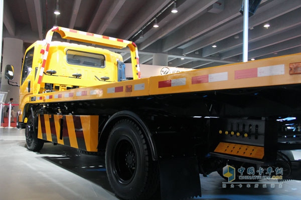 廣州車展:江鈴汽車看中細分市場 攜專用車亮相