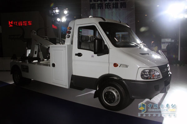 廣州車展：南京依維柯“精彩于芯，百變由你”為主題