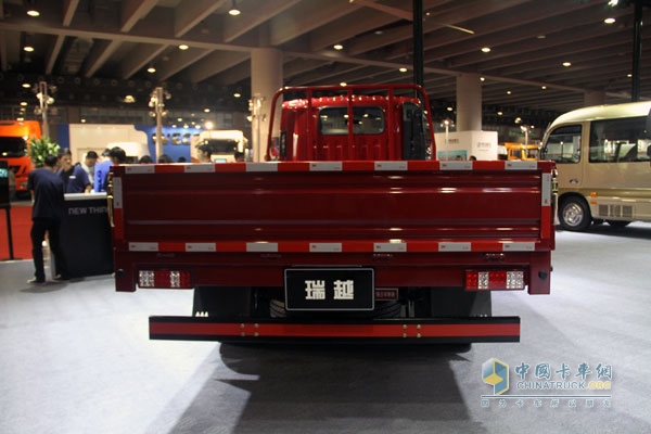 廣州車(chē)展：四川現(xiàn)代新品發(fā)布 全新輕卡、創(chuàng)虎系列 亮點(diǎn)多多