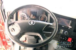 廣州車展；陜汽重卡攜德龍牽引車和智能渣土車亮相