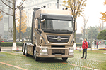東風(fēng)商用車 天龍旗艦 450馬力 6X4 國(guó)四牽引車（手動(dòng)擋）