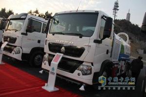 中國(guó)重汽 T5G 180馬力 4X2 灑水車(chē)