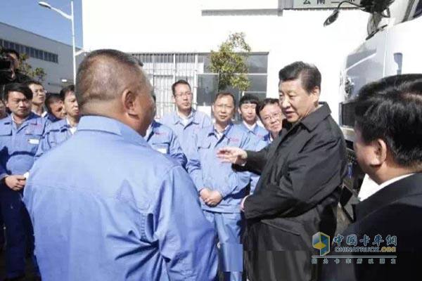 習(xí)大大蒞臨力帆時(shí)駿 一語(yǔ)道破集團(tuán)發(fā)展方向