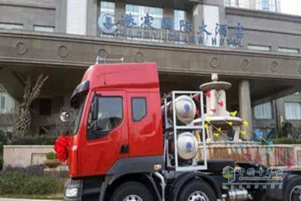 東風柳汽LNG牽引車