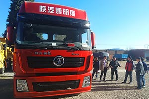 只為產(chǎn)品更完美 陜重汽副總周崇義云南市場(chǎng)深入調(diào)研