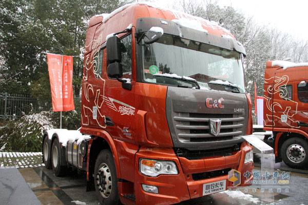 “一旦啟動 永不停歇” 聯(lián)合卡車2015年度商務(wù)年會
