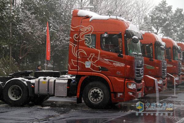 “一旦啟動 永不停歇” 聯(lián)合卡車2015年度商務(wù)年會