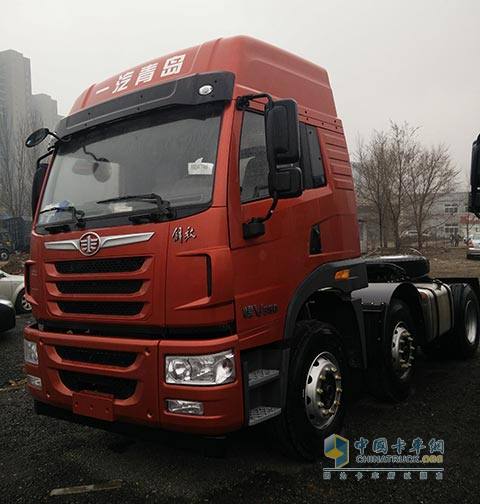 促銷：遼寧一汽貿易有限公司悍V6*2牽引車新車到店