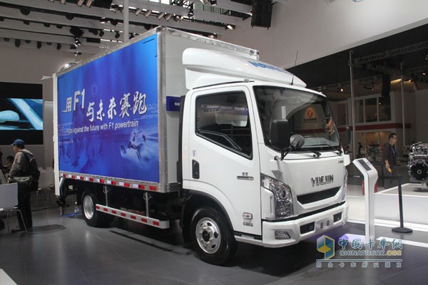 上海車展 上汽依維柯紅巖發(fā)布全新車聯(lián)網(wǎng)系統(tǒng)“杰時達”