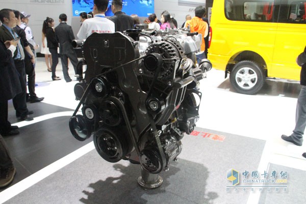 上海車展 上汽依維柯紅巖發(fā)布全新車聯(lián)網(wǎng)系統(tǒng)“杰時達”