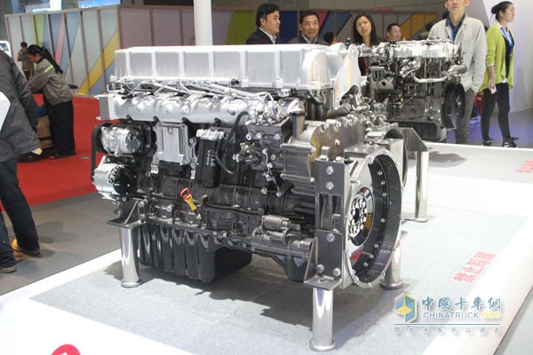 上海車展 上汽依維柯紅巖發(fā)布全新車聯(lián)網(wǎng)系統(tǒng)“杰時達”