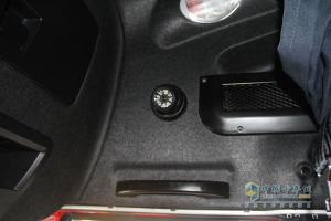上海車展 上汽依維柯紅巖發(fā)布全新車聯(lián)網(wǎng)系統(tǒng)“杰時達”