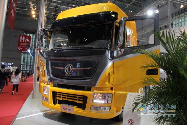 東風(fēng)商用車全新陣容亮相第十六屆國(guó)際車展