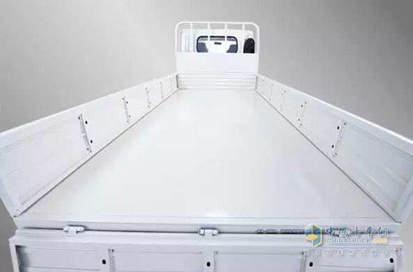  時(shí)代汽車康瑞H2大雙排車超大車廂