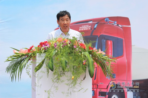 全新一代歐曼超能版?；愤\輸車交付山東用戶