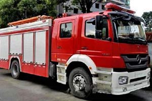 提升戰(zhàn)斗力 湖南衡陽添置奔馳消防車