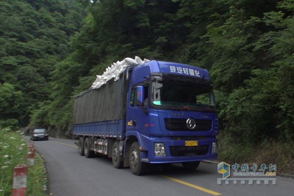 陜汽康明斯X3000貨車(chē)