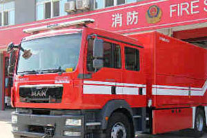 斥資450多萬 嘉興港配備進口化學消防車