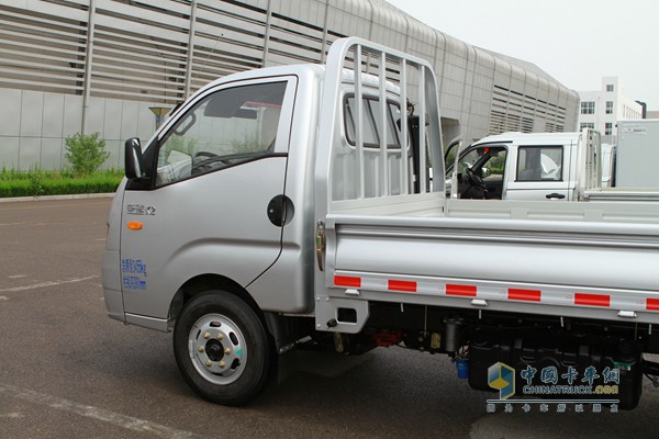 時代汽車  康瑞K2單排平板（外觀）