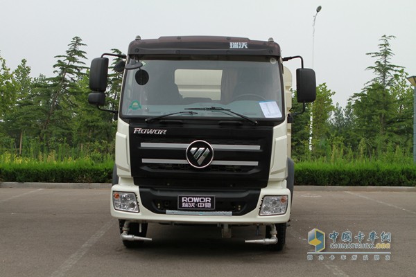 福田瑞沃 瑞沃中馳 4X2 多功能灑水車(chē)（外飾）
