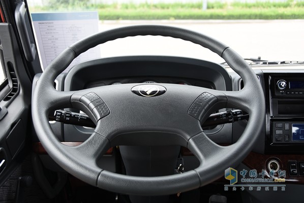 福田瑞沃 康明斯ISF3.8L 168馬力 4X2 載貨車（內(nèi)飾）
