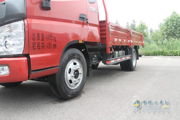 福田驍運(yùn) 110馬力 4X2 自卸車