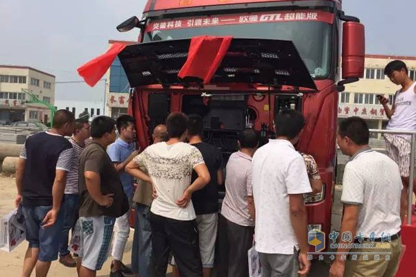 現(xiàn)場講解福田戴姆勒歐曼GTL超能版有關(guān)事項